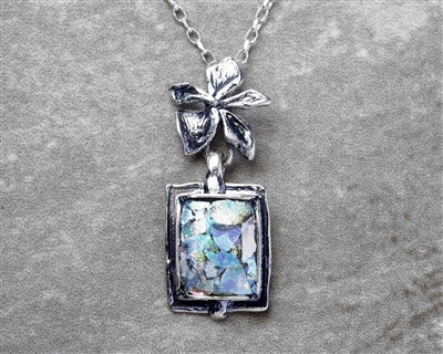 Roman Glass Mercury Necklace