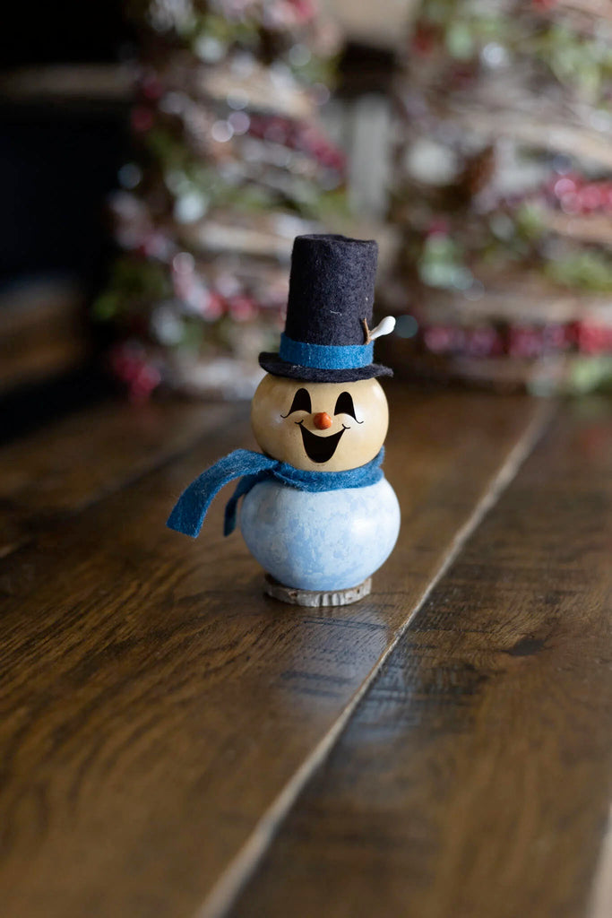 Paula Snowman Tiny Gourd