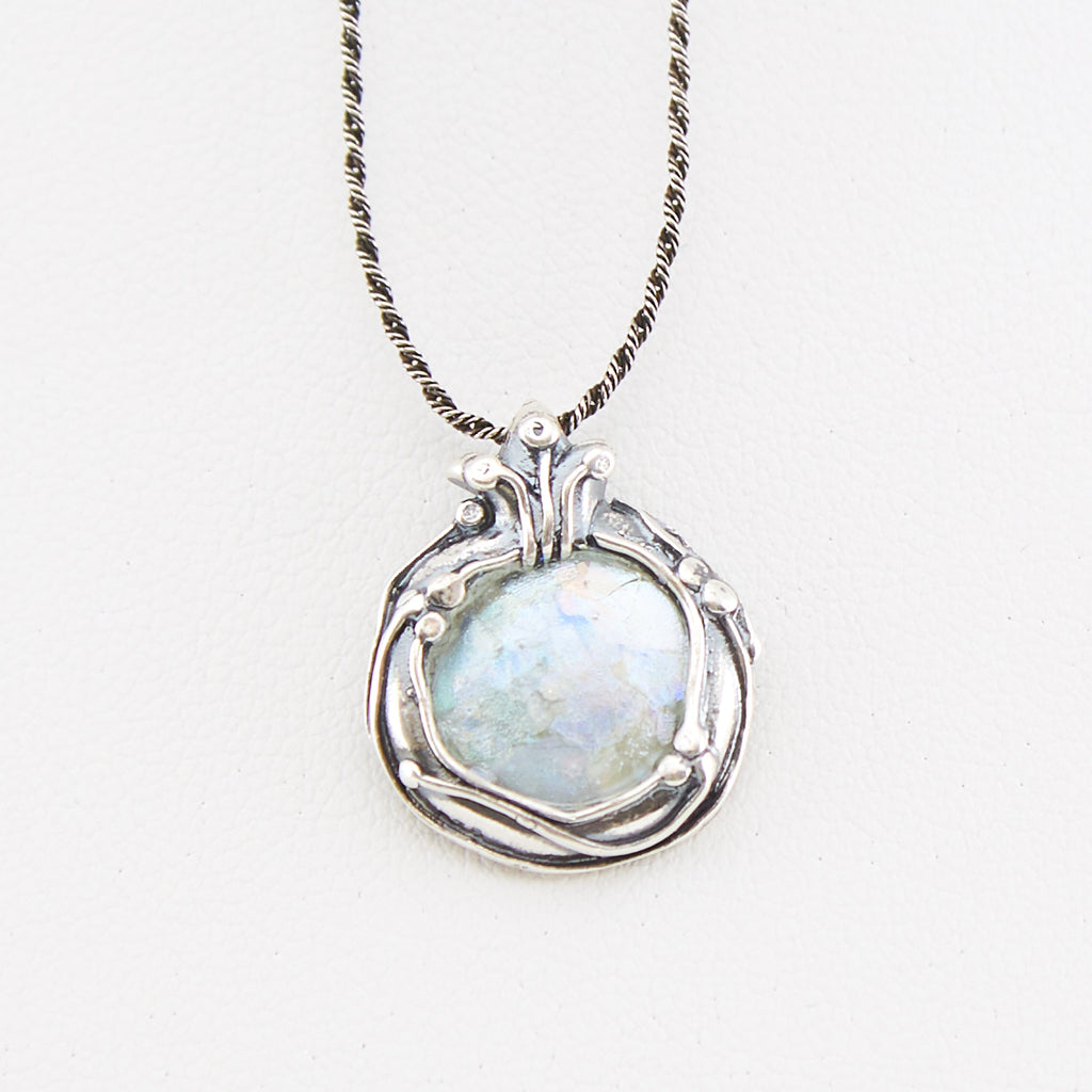 Intertwined Roman Glass Necklace