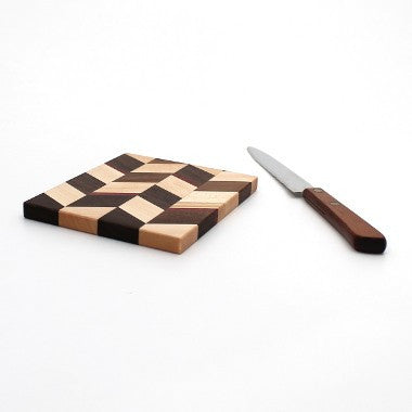 Medium Checkered Trivet in Maple - Size 4"x5"