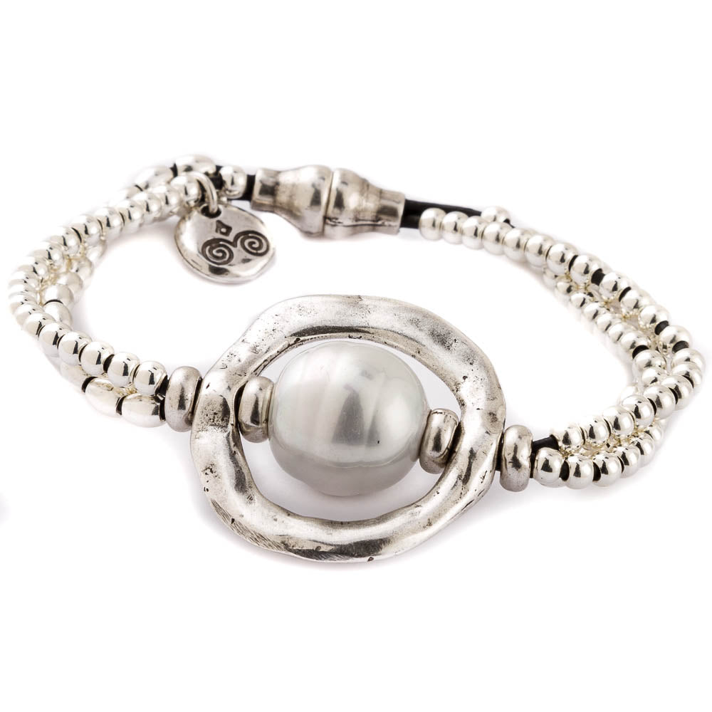 Large Pearl Bracelet