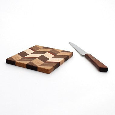 Medium Checkered Trivet in Oak - Size 4"x5"