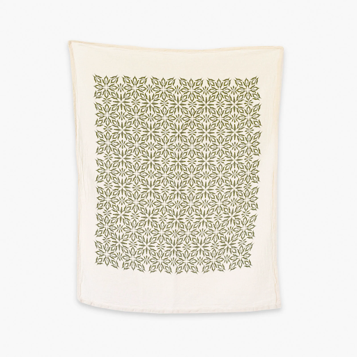Woodlblock Nettles Towel in Green