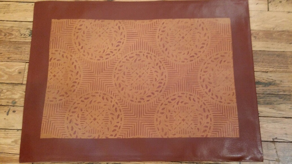 Edward Durant House Circle in Brick and Antique - Size 24" x 36"