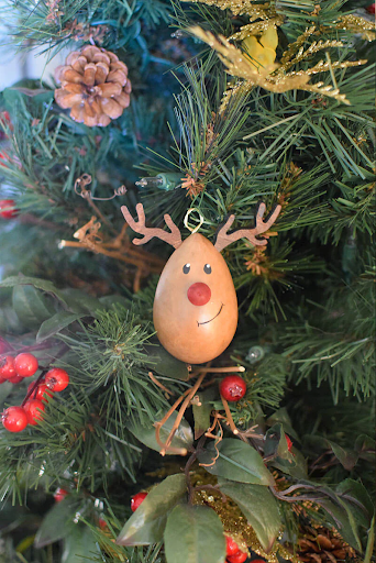 Blitzen the Reindeer Ornament Gourd