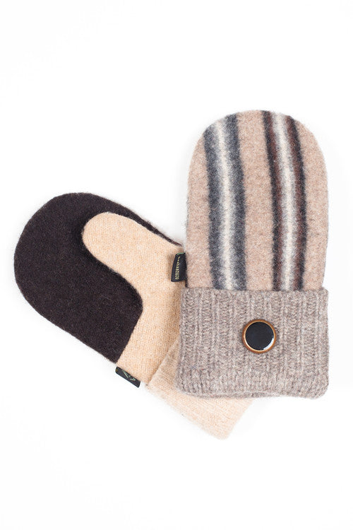 Wool Mittens in Neutral