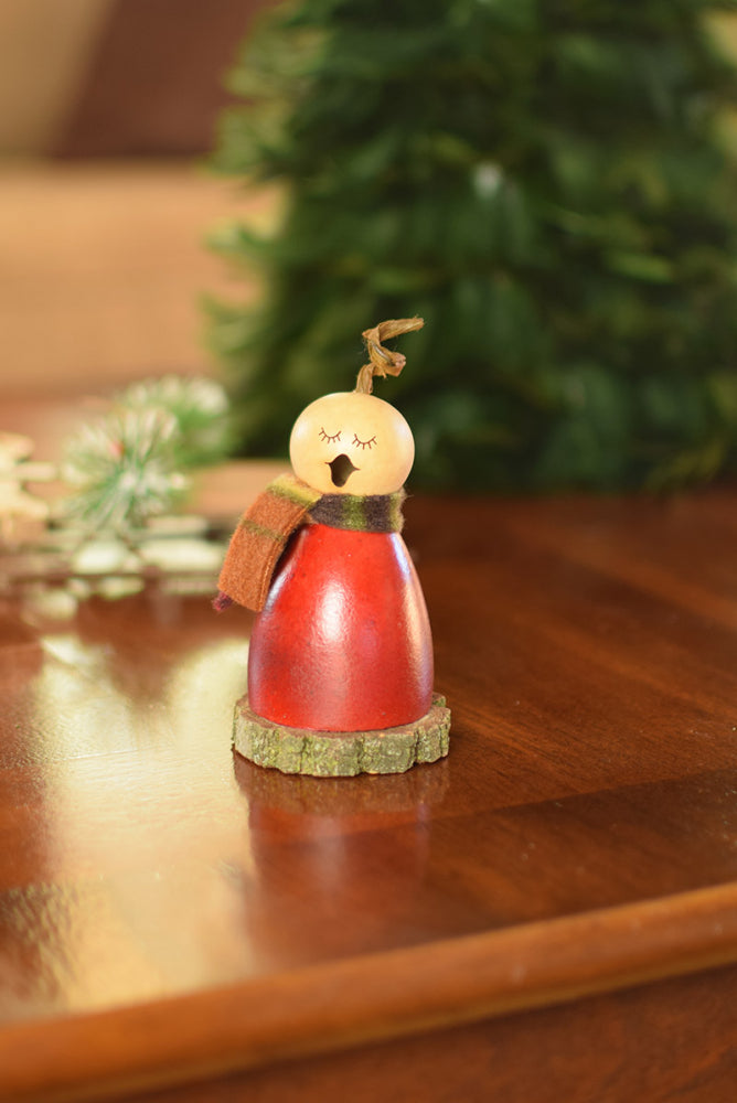 Lil' Caroler Girl Gourd