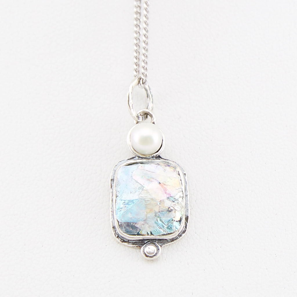 Pearl Roman Glass Necklace