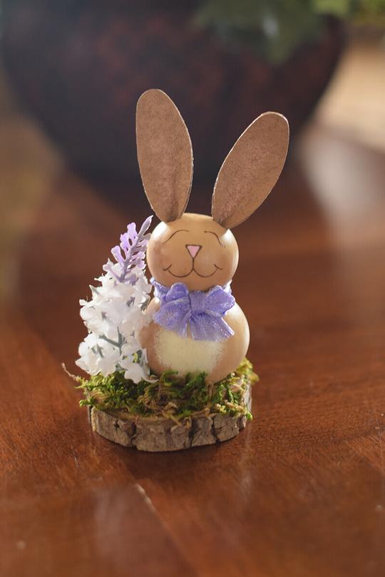 Alice Bunny Scene Gourd