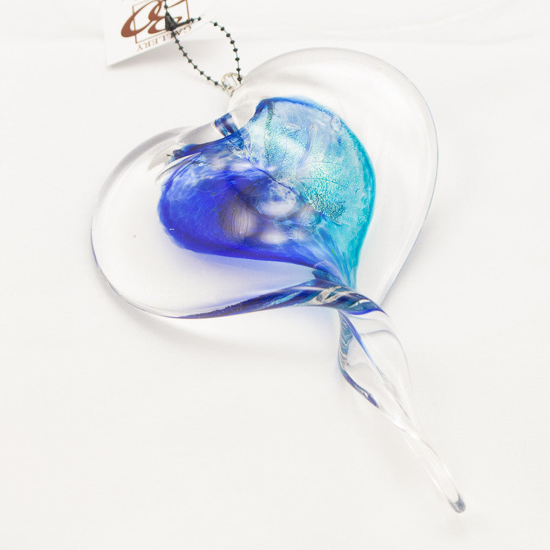 Twisted Heart in Blue