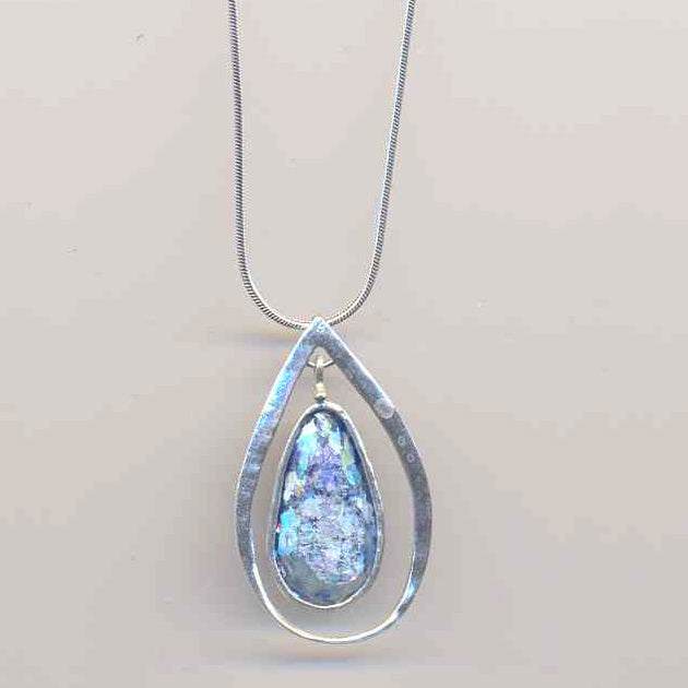 Tears of Venus Roman Glass Necklace