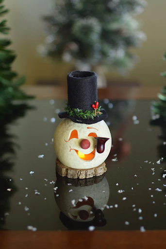 Lewis the Snowman Mini Gourd