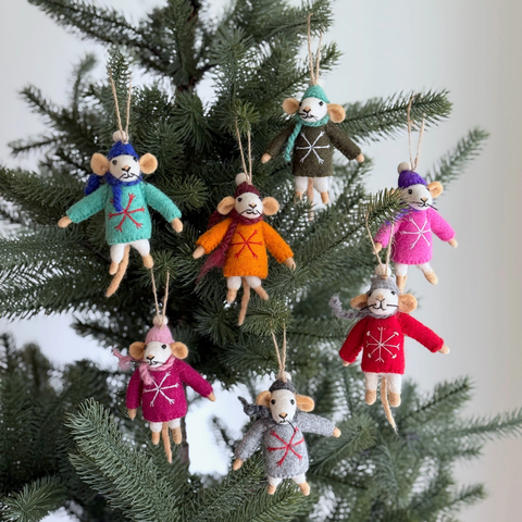 Mouse in Sweater Wool Ornament (Assorted Colors)