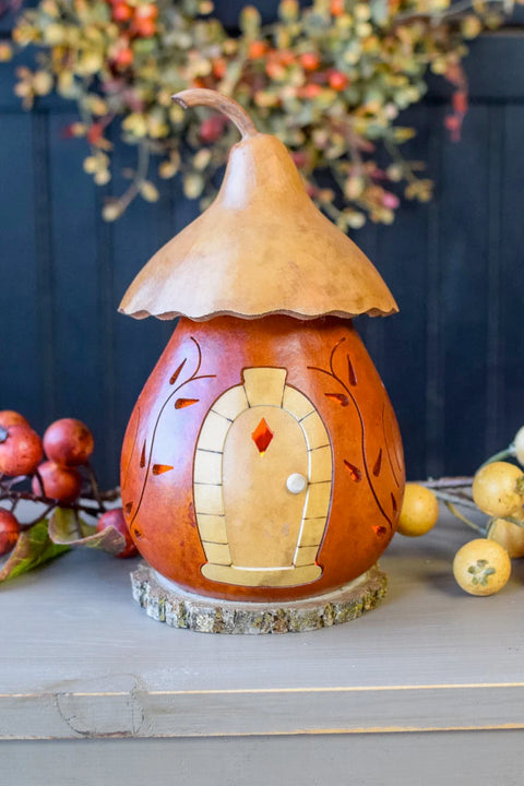 Cozy Cottage Lit Gourd