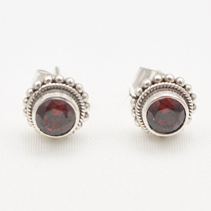 Sterling Silver Round Faceted Garnet with Granulation Border Post Earrings