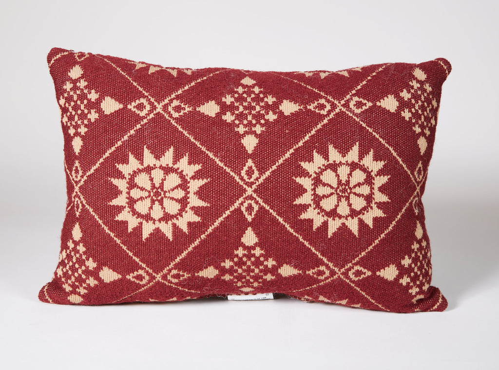 Governor's Garden Pillow in Red, 16x10