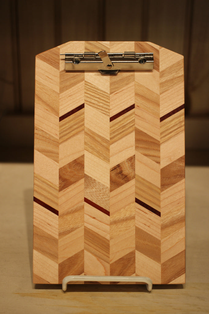 Medium Checkered Clipboard in Maple - Size 6"x9"