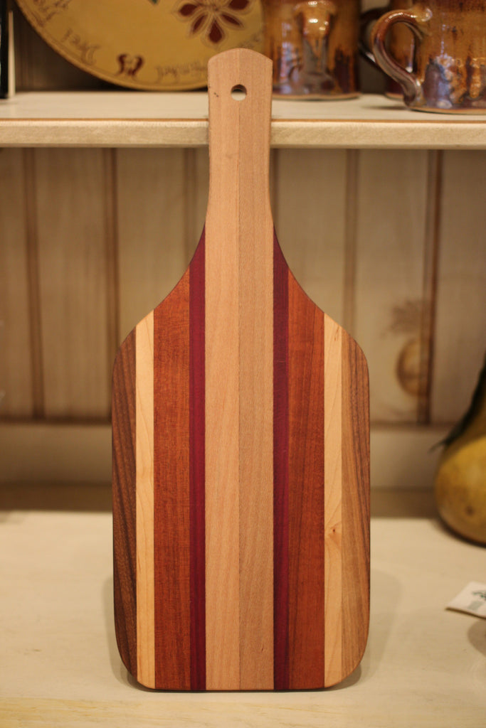 Small Striped Cutting Board with Handle in Oak - Size 6"x17"