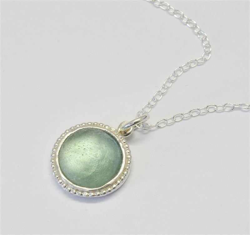 Studded Edge Round Washed Roman Glass Necklace