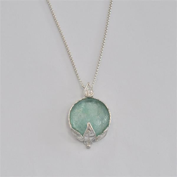 Three Leaf Washed Roman Glass Necklace